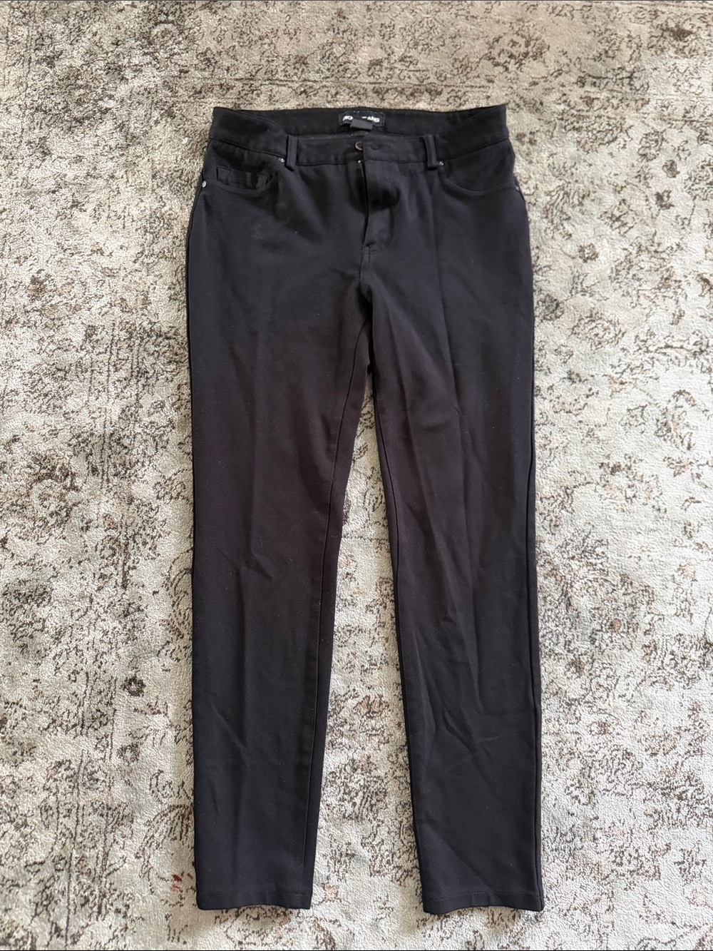 DKNY Black Skinny Stretch Jeans for Women